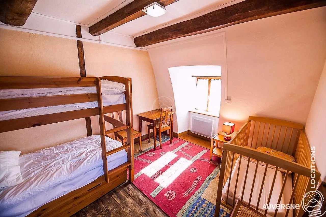 Le Jassaguet Apartment Murol